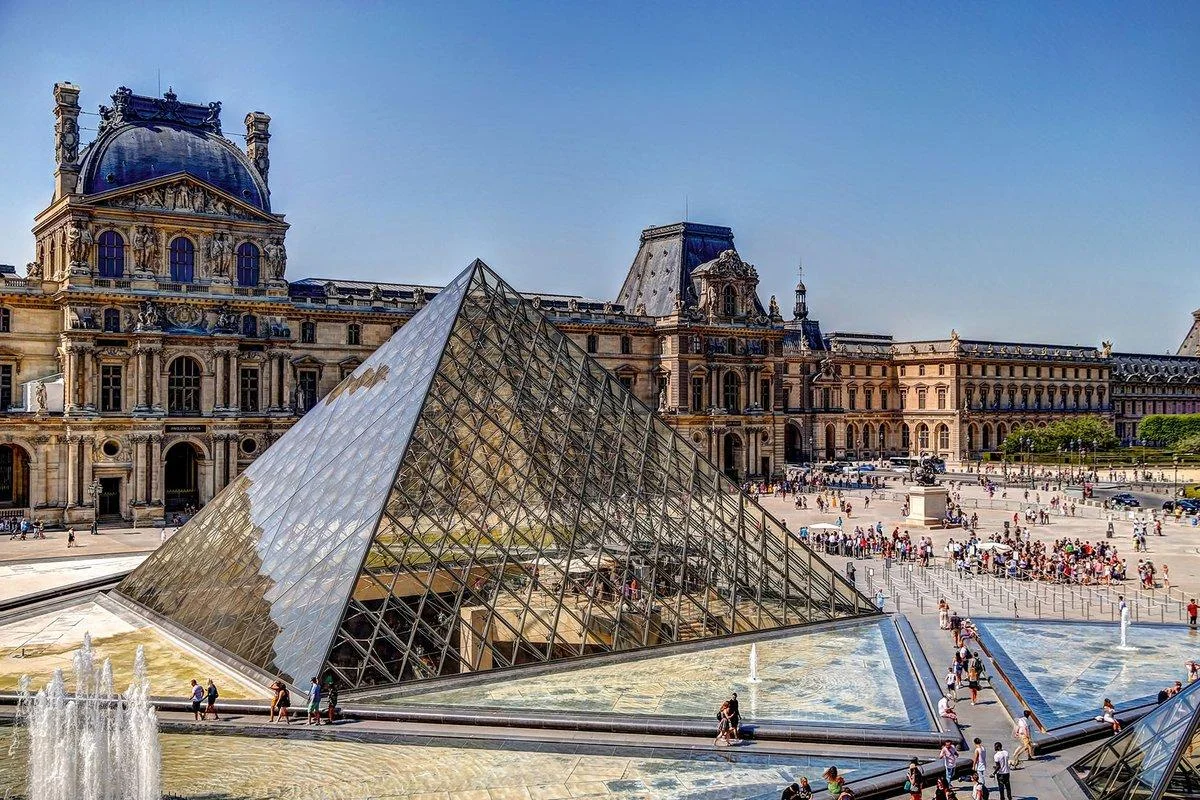 Louvre Museum